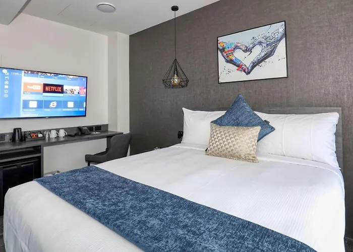 Microtel By Wyndham Wellington